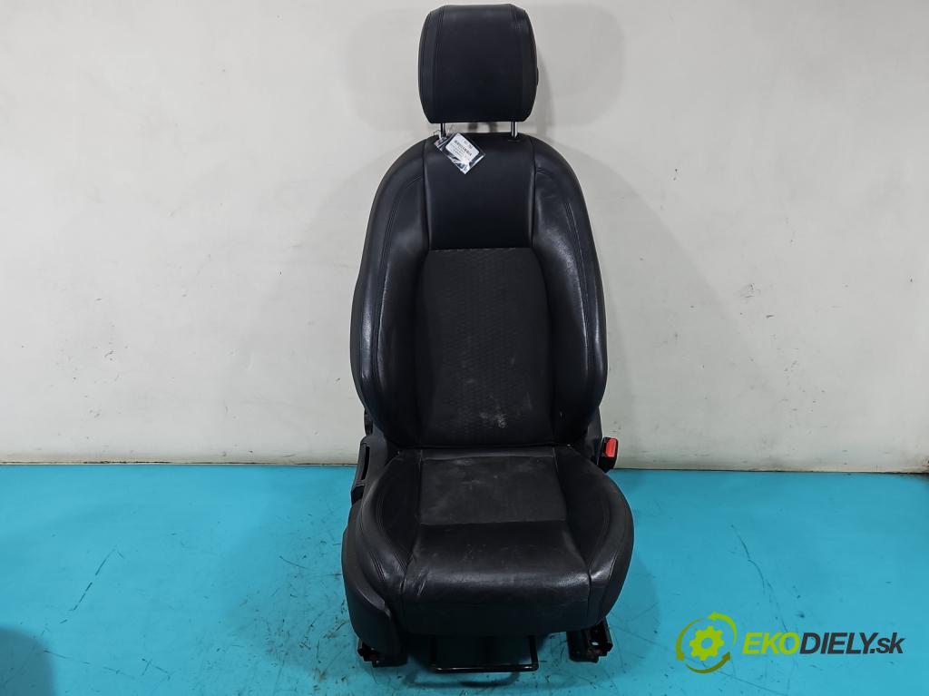 Land rover Discovery Sport 2014-2019 L550 2.0d 150 hp automatic 110 kW 1999 cm3 5- Sedadlo pravý  (Sedadlo)