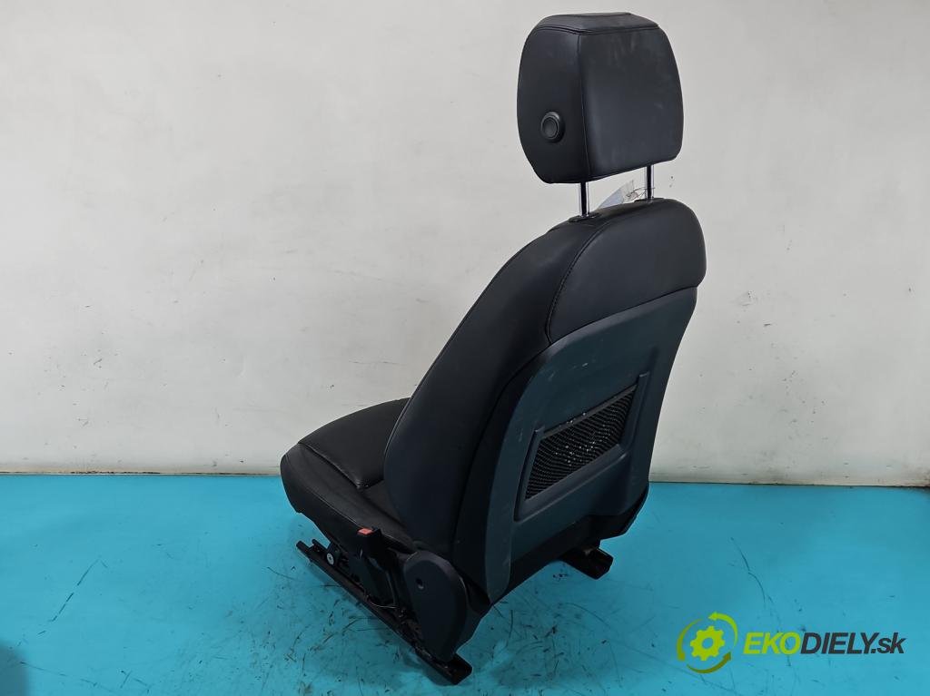 Land rover Discovery Sport 2014-2019 L550 2.0d 150 hp automatic 110 kW 1999 cm3 5- Sedadlo pravý  (Sedadlo)