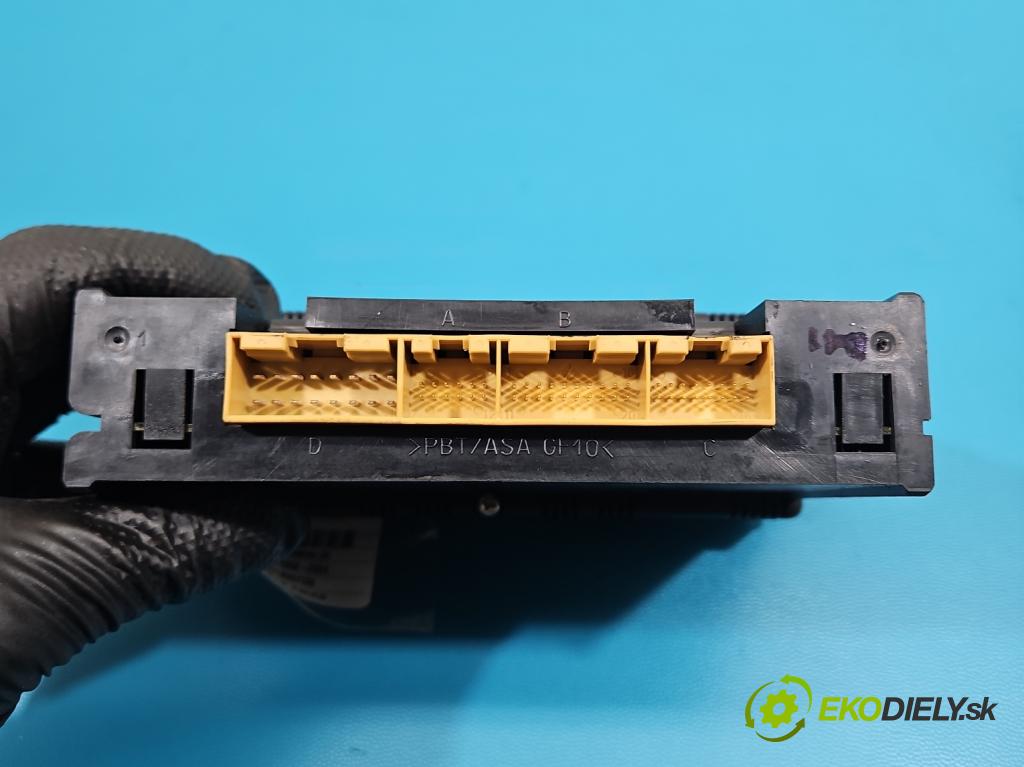 Seat Toledo II 1998-2004 1.9 tdi 110 HP manual 81 kW 1896 cm3 4- panel kúrenia 1M0820043D