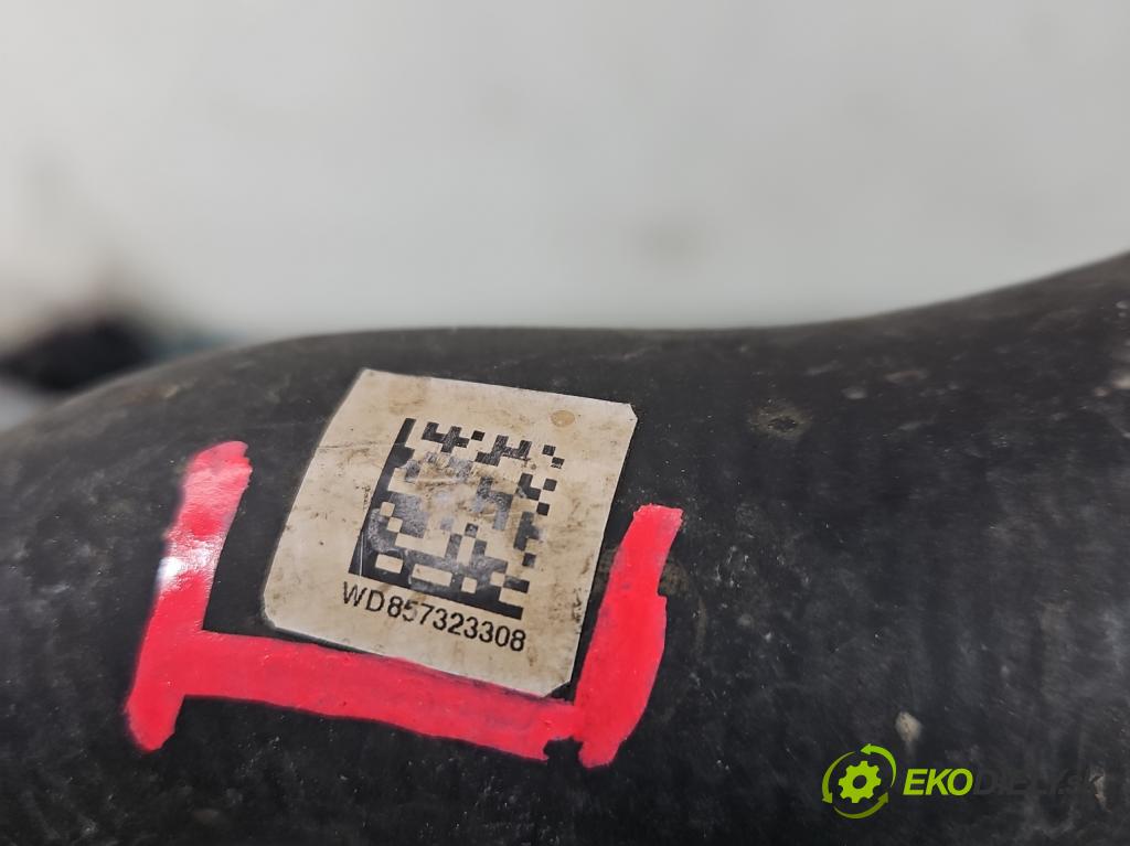 Bmw 5 G30 2017-2024 2.0d 190 hp automatic 140 kW 1995 cm3 4- trubka systému chłodzenia 8573233