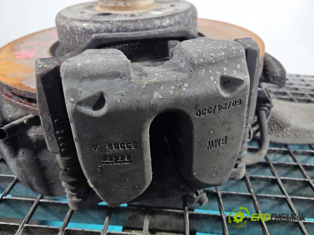 Bmw 5 G30 2017-2024 2.0d 190 hp automatic 140 kW 1995 cm3 4- brzdič přední levý  (Klika dveří ostatní)