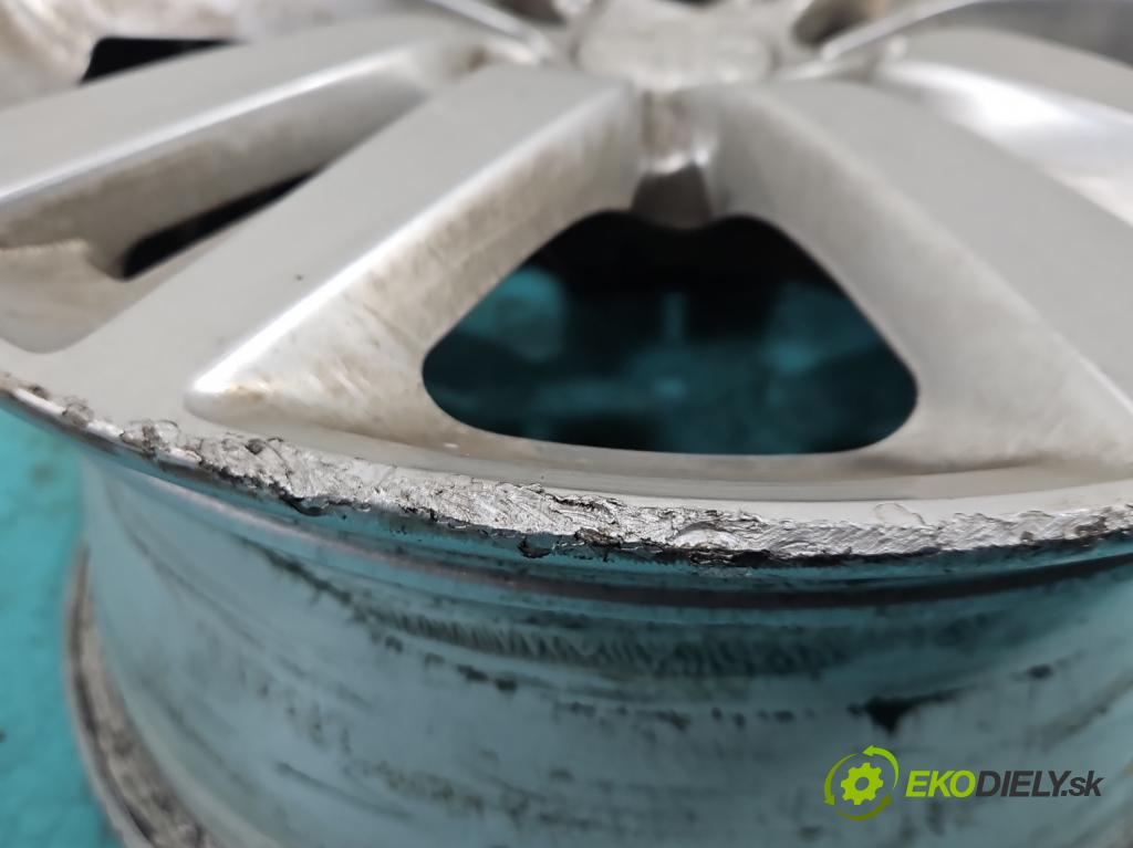 Peugeot 308 II 2013-2021 1.2 12V 110 hp manual 81 kW 1199 cm3 5- Felga hliník 16" komplet