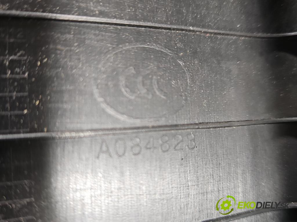 Audi A4 B9 2015-2024 2.0 TFSI 252KM automatic 185 kW 1984 cm3 4- kryt plast 8W5863471