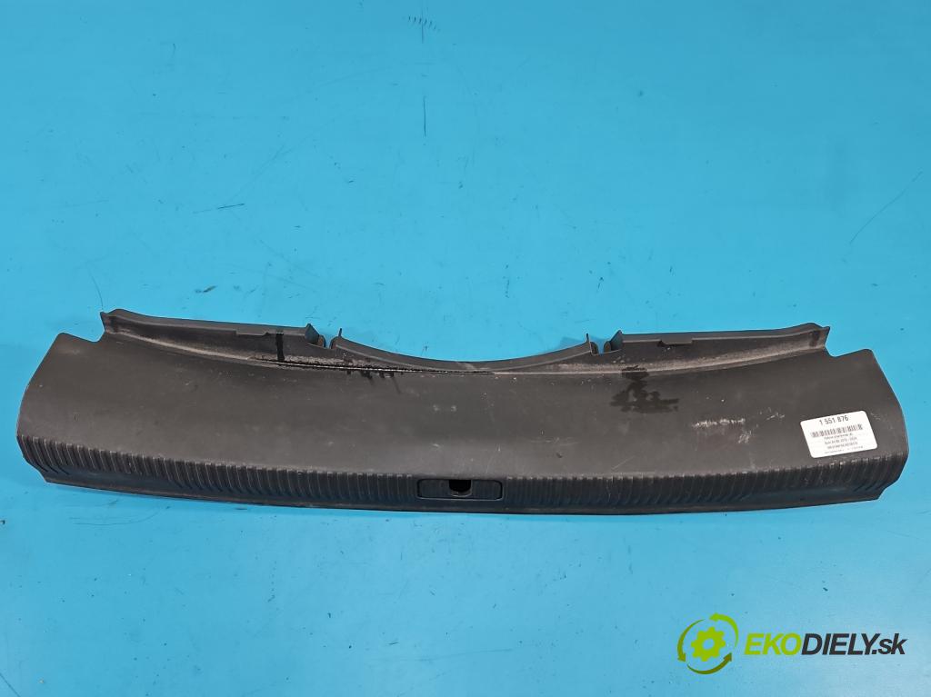 Audi A4 B9 2015-2024 2.0 TFSI 252KM automatic 185 kW 1984 cm3 4- kryt plastová 8W5863471