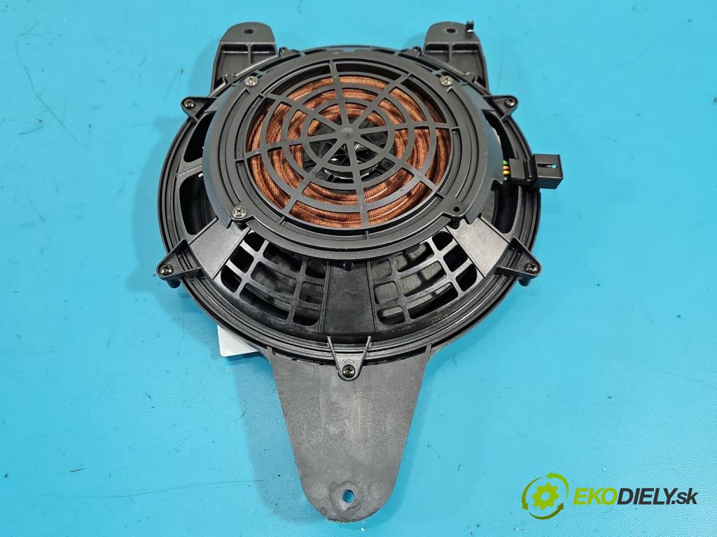 Audi A4 B9 2015-2024 2.0 TFSI 252KM automatic 185 kW 1984 cm3 4- Subwoofer: 8W5035412A (Audio zariadenie)