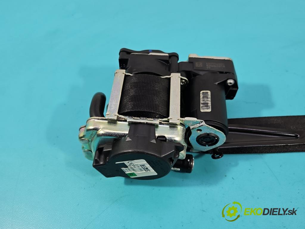 Audi A4 B9 2015-2024 2.0 TFSI 252KM automatic 185 kW 1984 cm3 4- pas bezpečnosť: predné pravý 631771400C