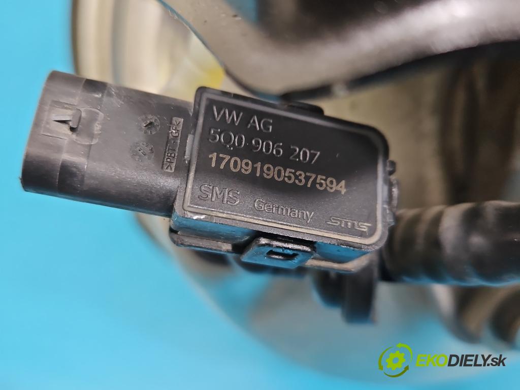 Audi A4 B9 2015-2024 2.0 TFSI 252KM automatic 185 kW 1984 cm3 4- servo brzdové 8W0612103B
