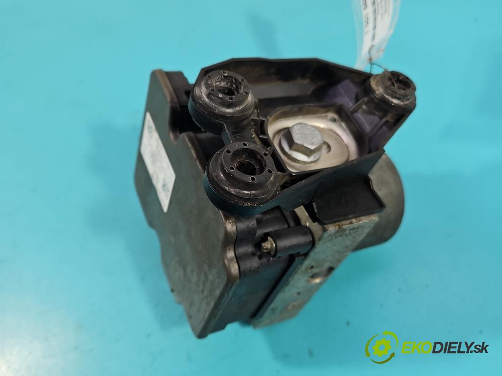 Audi A4 B9 2015-2024 2.0 TFSI 252KM automatic 185 kW 1984 cm3 4- čerpadlo abs 8W0644517N (Pumpa ABS)