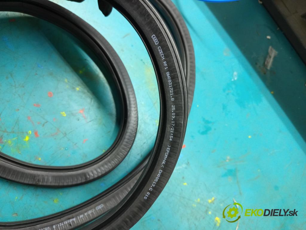 Audi A4 B9 2015-2024 2.0 TFSI 252KM automatic 185 kW 1984 cm3 4- Těsnění: dveře přední levé 8W0831721B