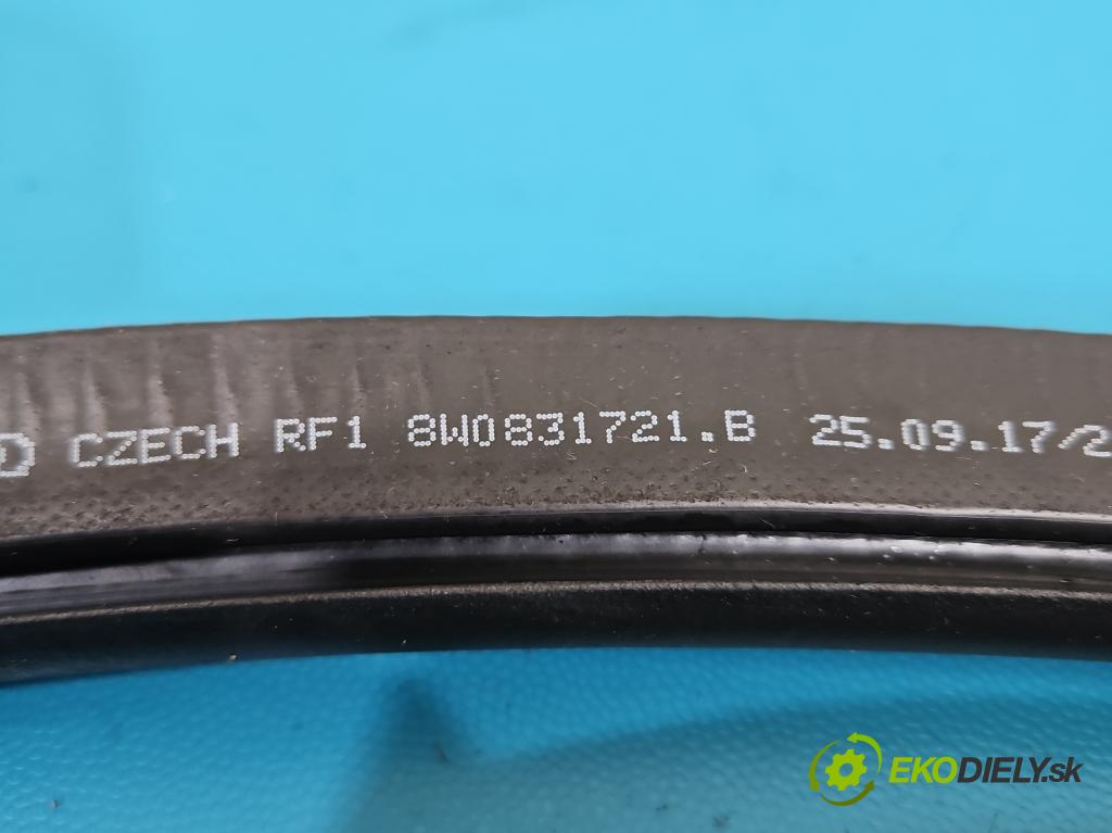 Audi A4 B9 2015-2024 2.0 TFSI 252KM automatic 185 kW 1984 cm3 4- Těsnění: dveře zadní pravé 8W5833721B (Karoserie ostatní)