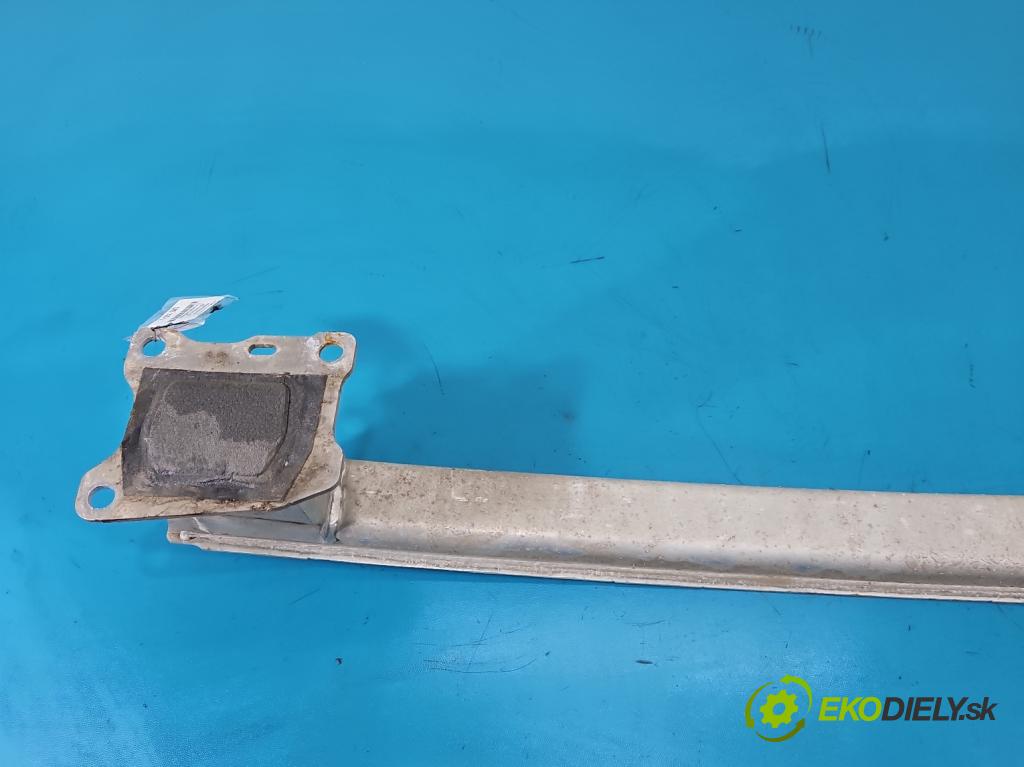 Audi A4 B9 2015-2024 2.0 TFSI 252KM automatic 185 kW 1984 cm3 4- výztuha nárazníku zadní 8W0807309