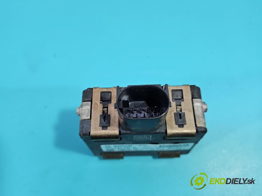 Audi A4 B9 2015-2024 2.0 TFSI 252KM automatic 185 kW 1984 cm3 4- riadiaca jednotka ostatné 4M0907590D