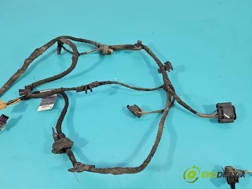 Audi A4 B9 2015-2024 2.0 TFSI 252KM automatic 185 kW 1984 cm3 4- Zväzok: nárazník zadné 8W0971104J