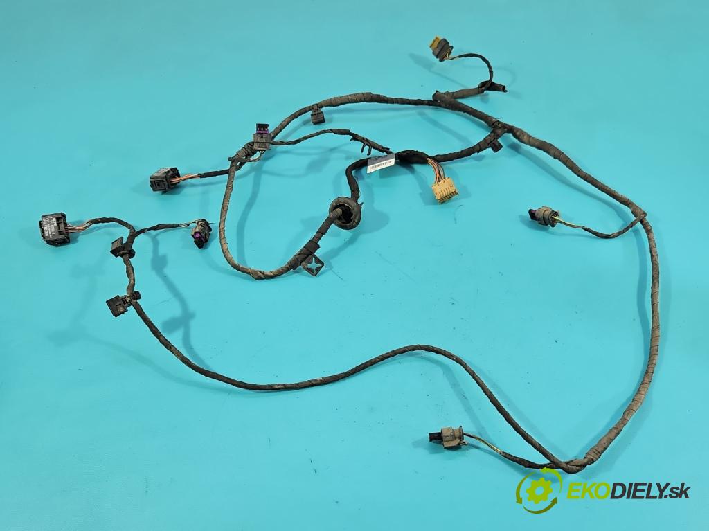 Audi A4 B9 2015-2024 2.0 TFSI 252KM automatic 185 kW 1984 cm3 4- Zväzok: nárazník zadné 8W0971104J