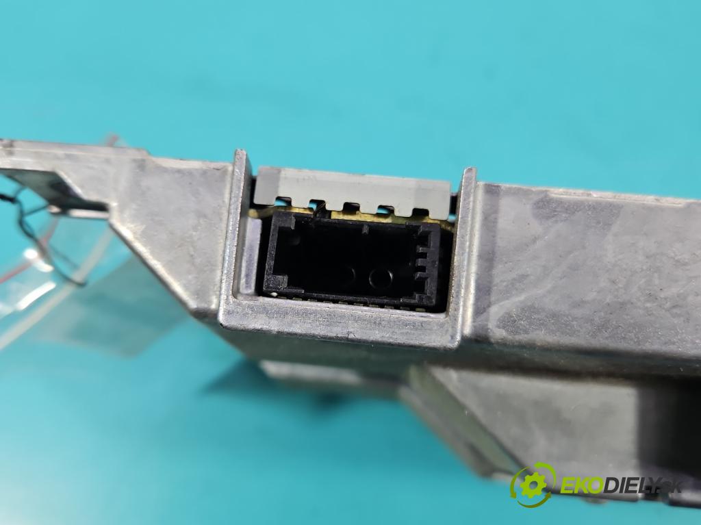 Audi A4 B9 2015-2024 2.0 TFSI 252KM automatic 185 kW 1984 cm3 4- Zesilovač: 8W0035465 (Zosilňovač)