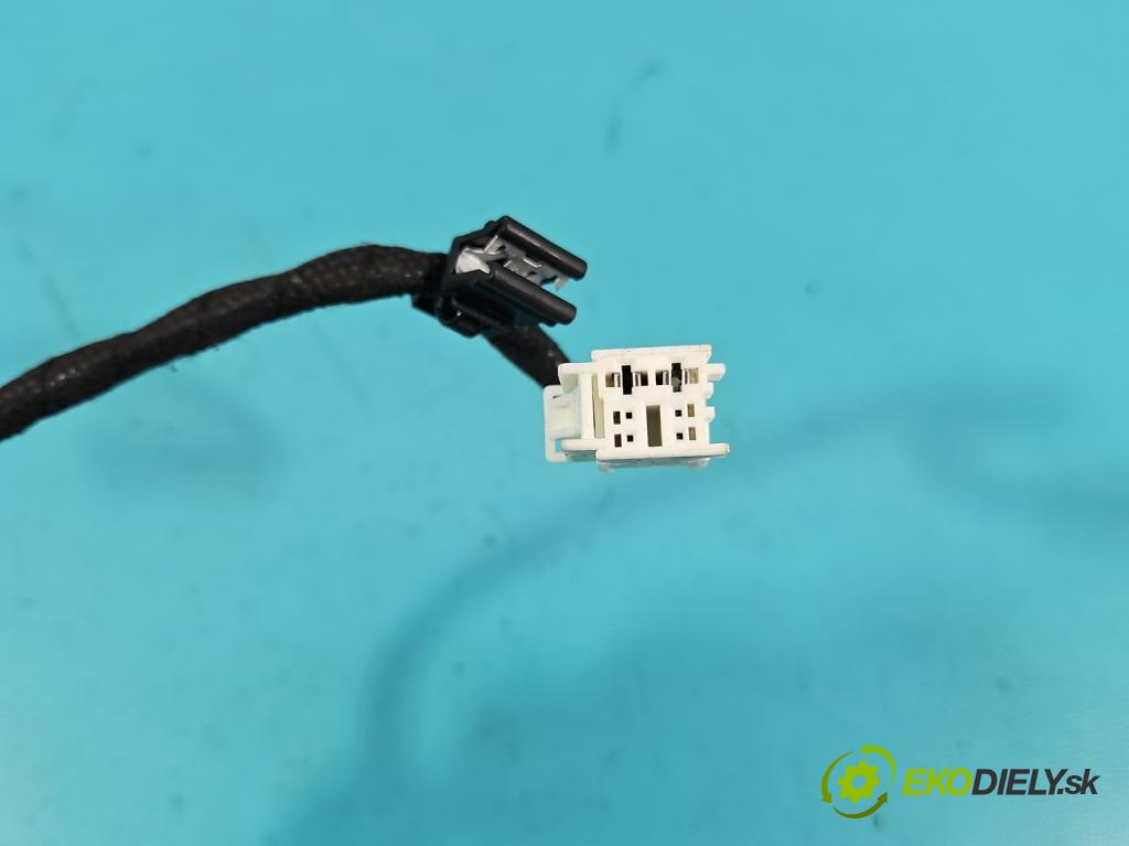 Audi A4 B9 2015-2024 2.0 TFSI 252KM automatic 185 kW 1984 cm3 4- Zväzok: ostatné 8W5971648