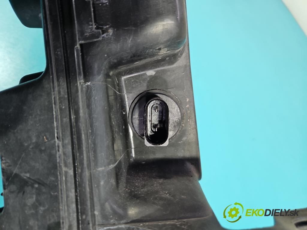 Audi A4 B9 2015-2024 2.0 TFSI 252KM automatic 185 kW 1984 cm3 4- nádržka tekutina: ostřikovačů 8W0955451L