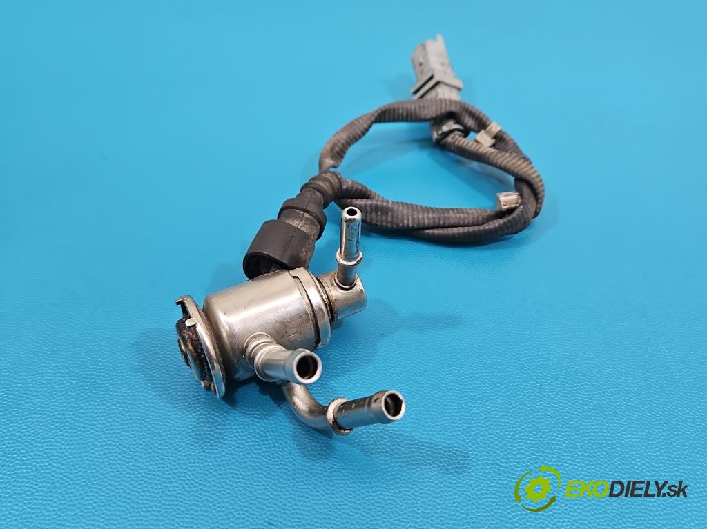 Renault Trafic III 2014 - 2.0 dci 150 HP manual 110 kW 1997 cm3 5- vstrek 208994525R (Vstrekovač paliva)