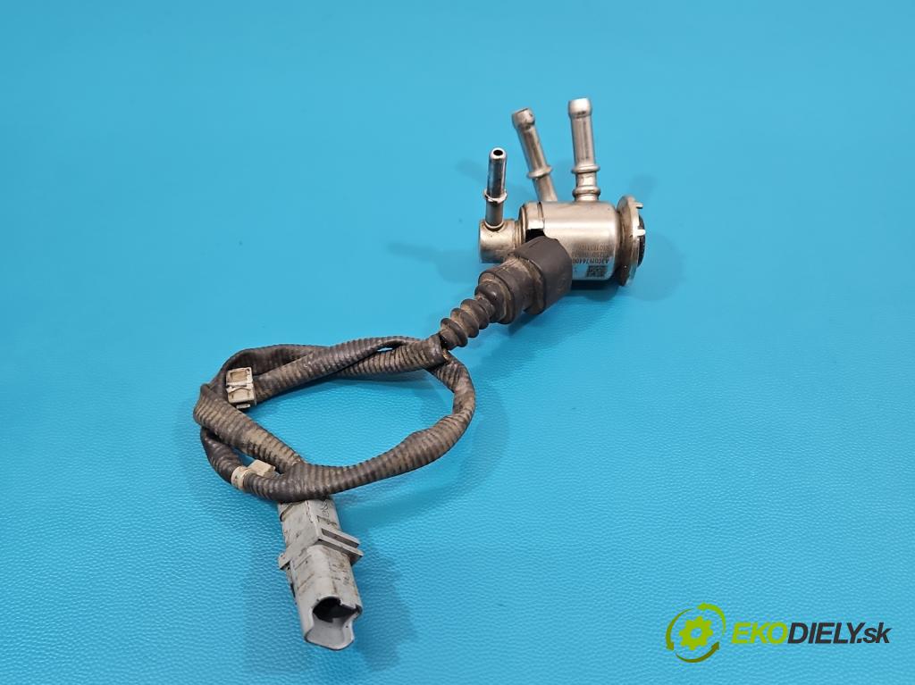 Renault Trafic III 2014 - 2.0 dci 150 HP manual 110 kW 1997 cm3 5- vstrek 208994525R (Vstrekovač paliva)