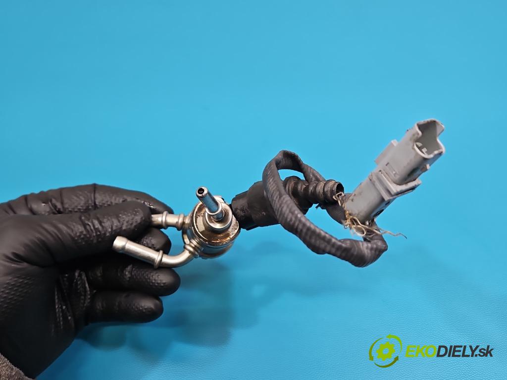 Renault Trafic III 2014 - 2.0 dci 150 HP manual 110 kW 1997 cm3 5- vstrek P277404232 (Vstrekovač paliva)