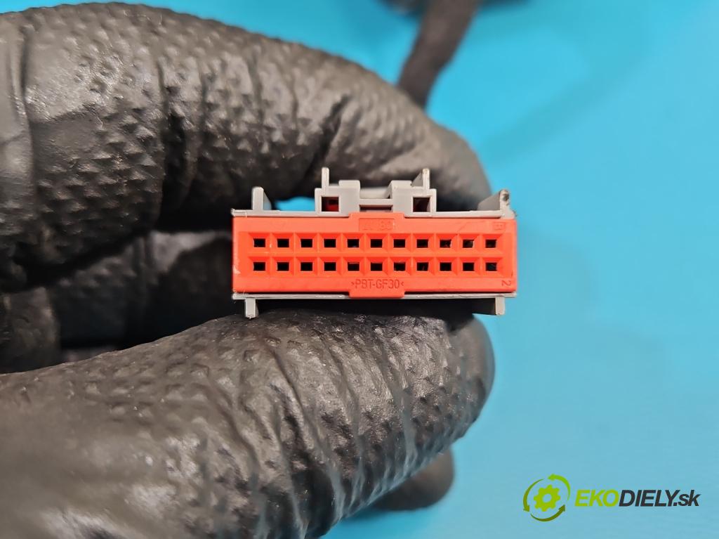 Land rover Range Rover Evoque I 2011-2018 2.0 td 150 HP automatic 110 kW 1999 cm3 5- zrkadlo ľavé  (Kľučka dverí ostatné)