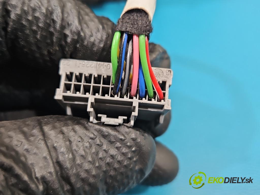 Land rover Range Rover Evoque I 2011-2018 2.0 td 150 hp automatic 110 kW 1999 cm3 5- zpětné zrcátko pravé 2016.5002 (Klika dveří ostatní)