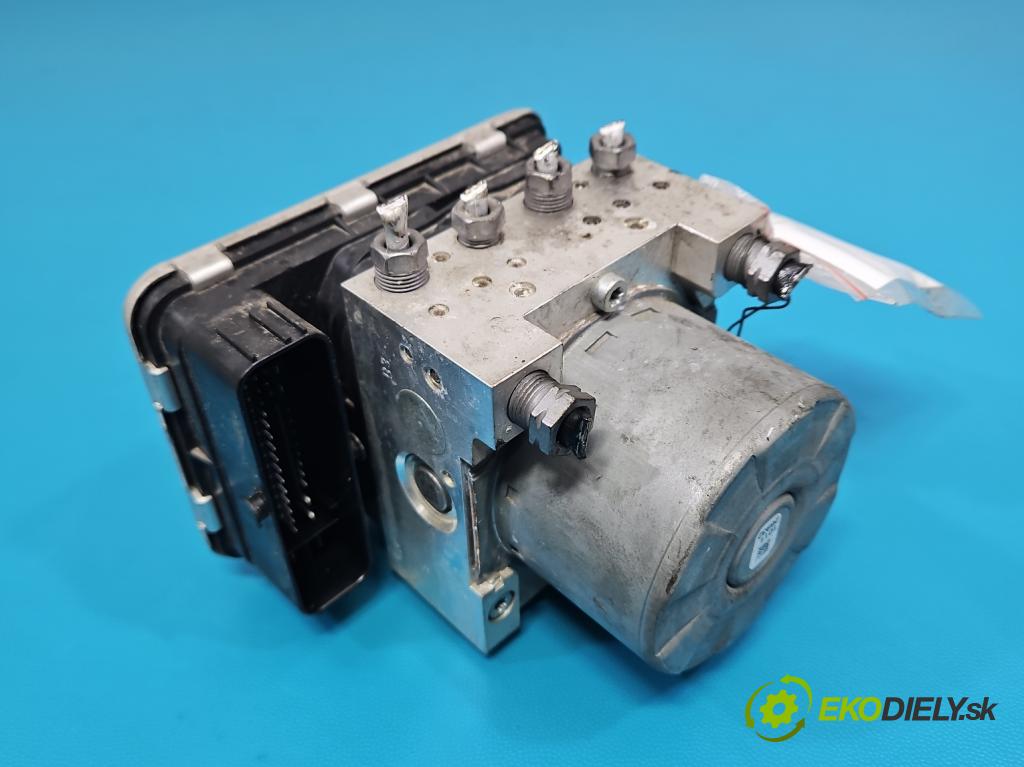 Renault Trafic III 2014 - 2.0 dci 150 HP manual 110 kW 1997 cm3 5- čerpadlo abs 476609561R (Pumpa ABS)