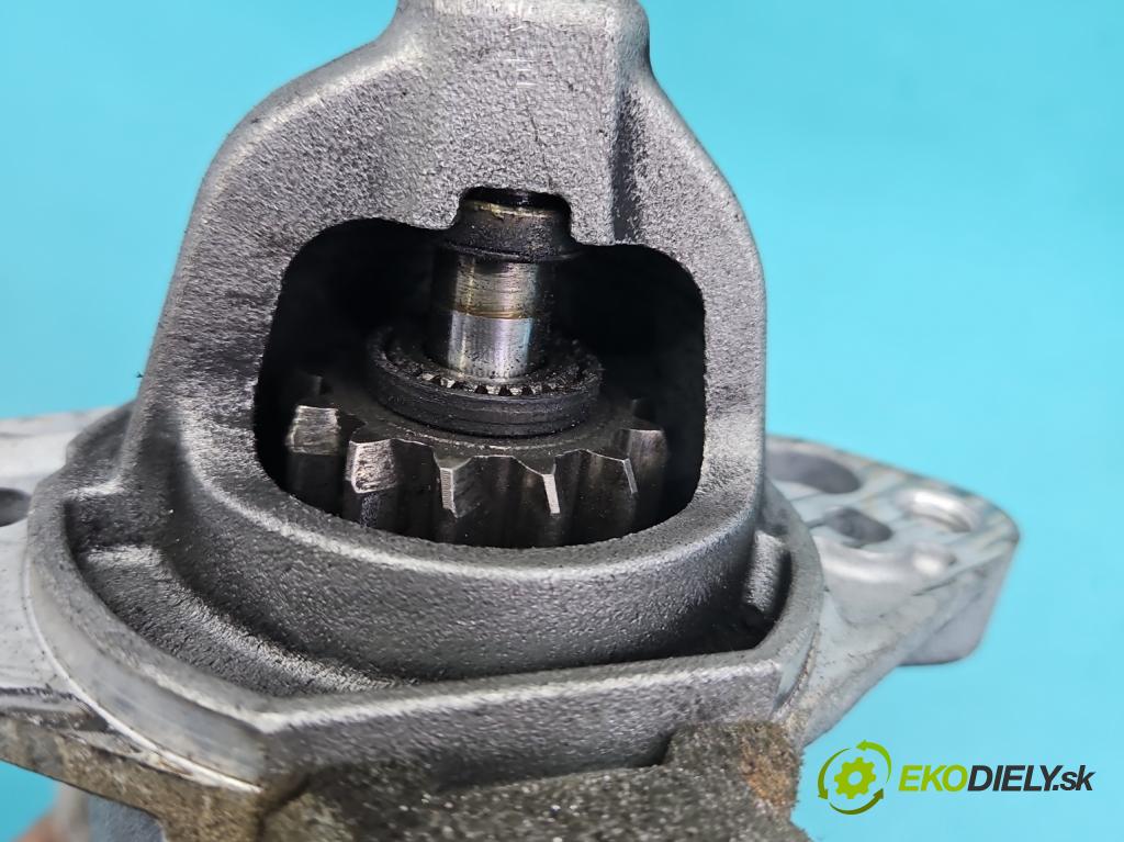 Renault Trafic III 2014 - 2.0 dci 150 HP manual 110 kW 1997 cm3 5- štartér 233001791R (Štartér)