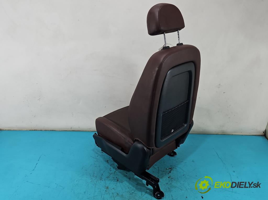 Opel Antara 2006-2015 2.0 cdti 150 hp automatic 110 kW 1991 cm3 5- Sedadlo pravý  (Sedadlo)