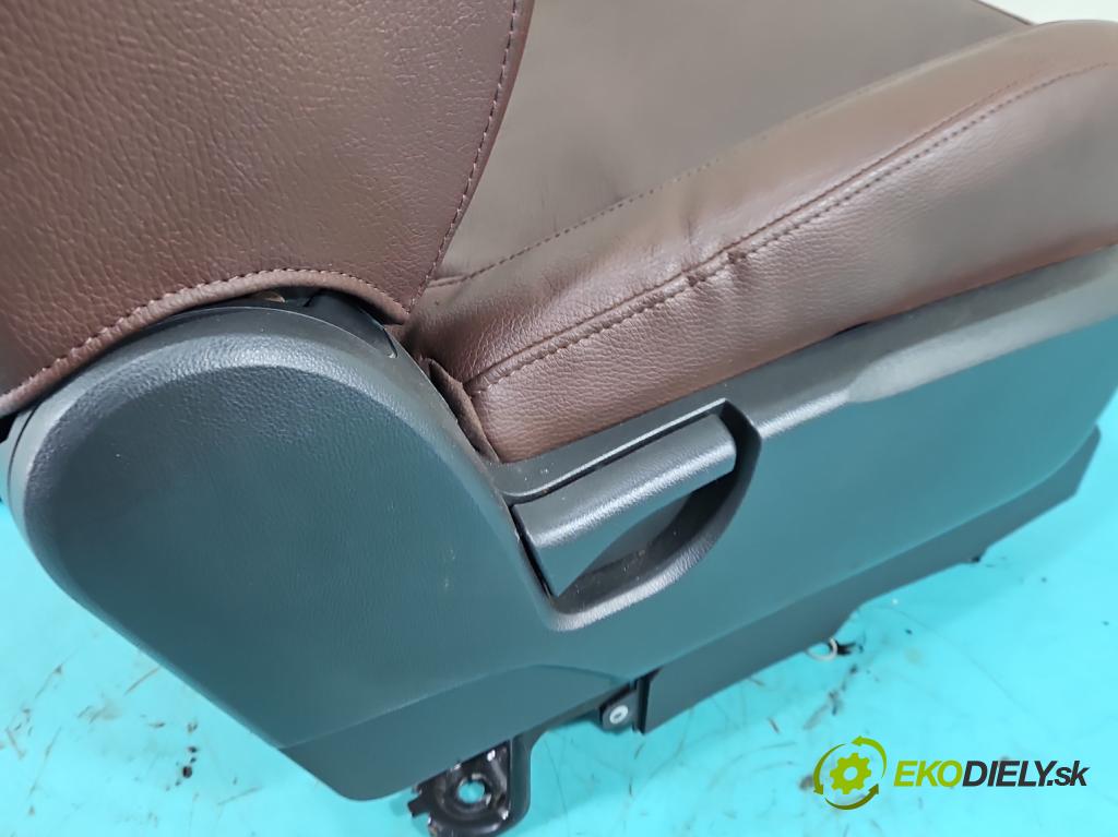 Opel Antara 2006-2015 2.0 cdti 150 hp automatic 110 kW 1991 cm3 5- Sedadlo pravý  (Sedadlo)