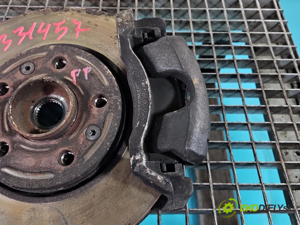 Renault Trafic III 2014 - 2.0 dci 150 HP manual 110 kW 1997 cm3 5- brzdič predné pravý  (Kľučka dverí ostatné)