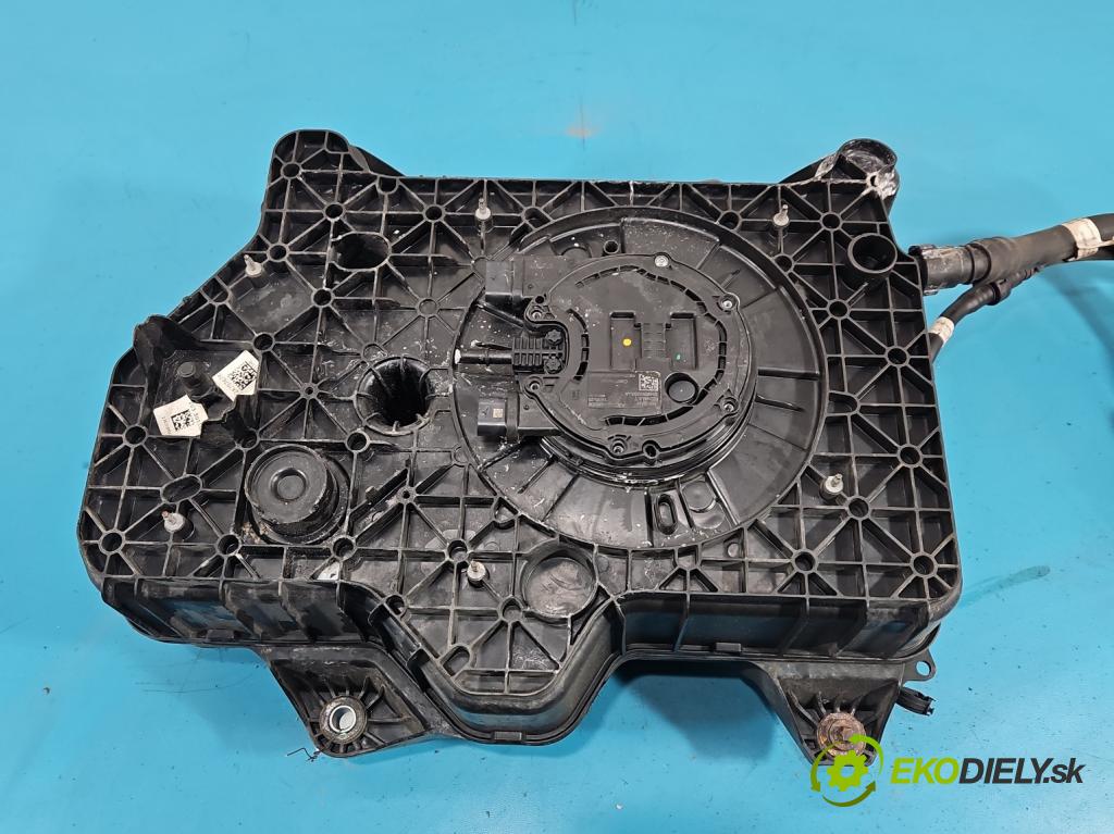 Renault Trafic III 2014 - 2.0 dci 150 HP manual 110 kW 1997 cm3 5- Nádrž: AdBlue: 93460228