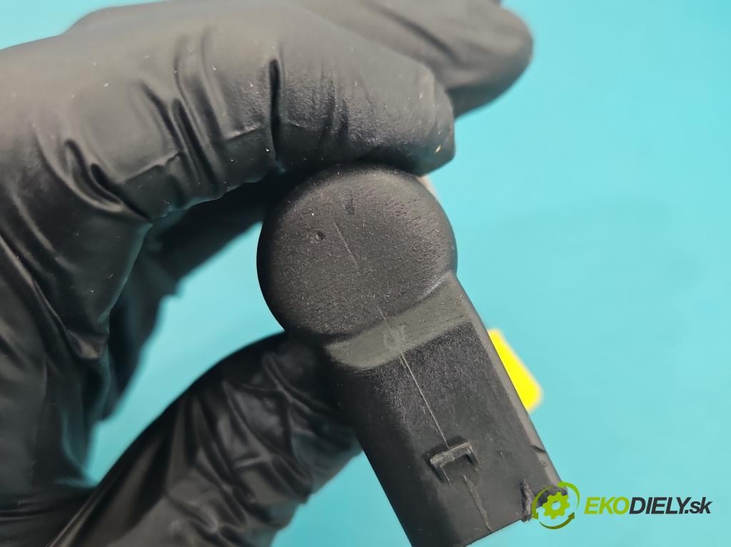 Ford Fiesta Mk6 2002-2008 1.4 tdci 68 HP manual 50 kW 1399 cm3 5- vstrek 9654551080 (Vstrekovač paliva)