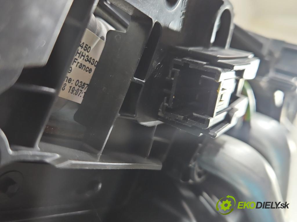 Peugeot 308 II 2013-2021 1.2 12V 110 hp manual 81 kW 1199 cm3 5- radiátor 9819556080 (Radiátor topení)