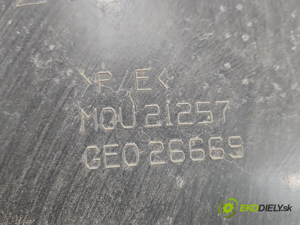 Peugeot 308 II 2013-2021 1.2 12V 110 HP manual 81 kW 1199 cm3 5- Blatník: zadné pravé GE026669