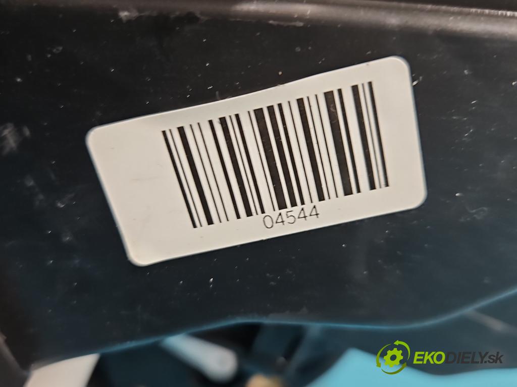 Skoda Superb III 2015-2024 2.0 tdi 150 hp automatic 110 kW 1968 cm3 5- radiátor 5WB816001H (Radiátor topení)