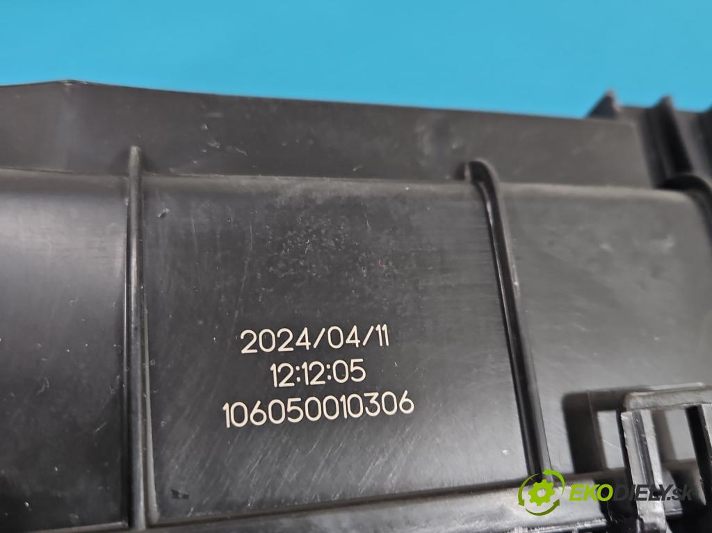 Skoda Superb III 2015-2024 2.0 tdi 150 hp automatic 110 kW 1968 cm3 5- radiátor 5WB816001H (Radiátor topení)