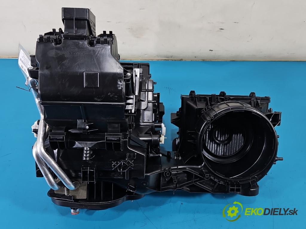 Skoda Superb III 2015-2024 2.0 tdi 150 hp automatic 110 kW 1968 cm3 5- radiátor 5WB816001H (Radiátor topení)