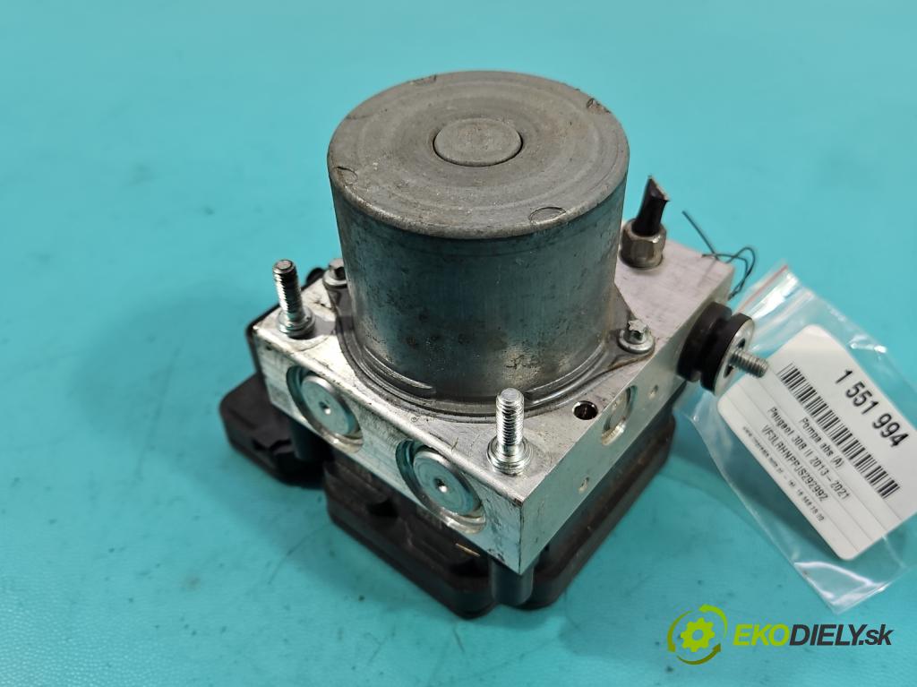 Peugeot 308 II 2013-2021 1.2 12V 110 HP manual 81 kW 1199 cm3 5- čerpadlo abs 9808055980 (Pumpa ABS)