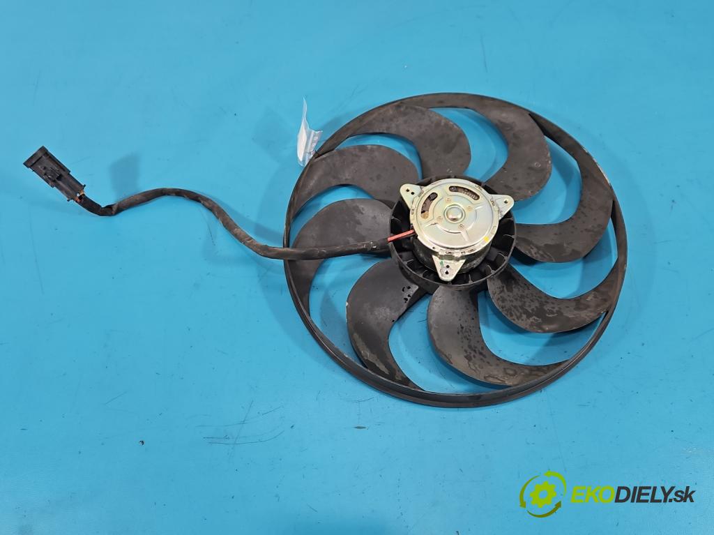 Peugeot 308 II 2013-2021 1.2 12V 110 HP manual 81 kW 1199 cm3 5- Ventilátor chladiča