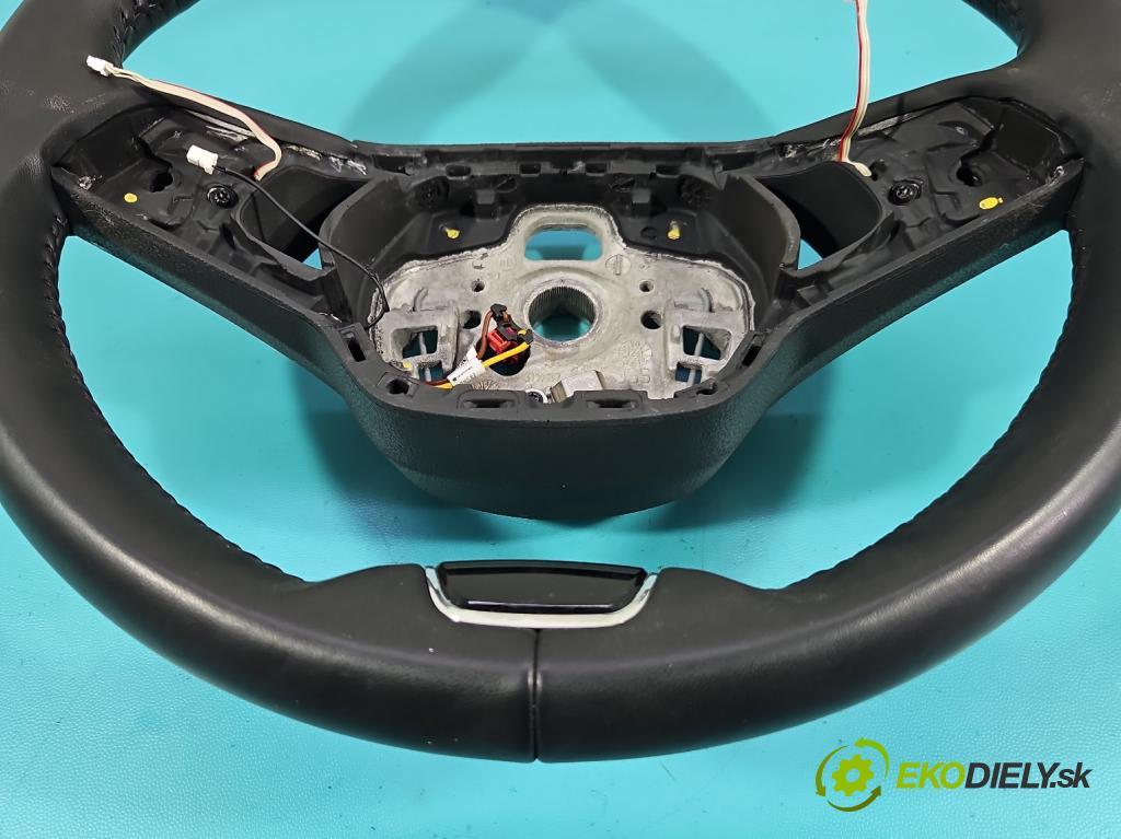 Skoda Superb III 2015-2024 2.0 tdi 150 HP automatic 110 kW 1968 cm3 5- volant  (Volant)