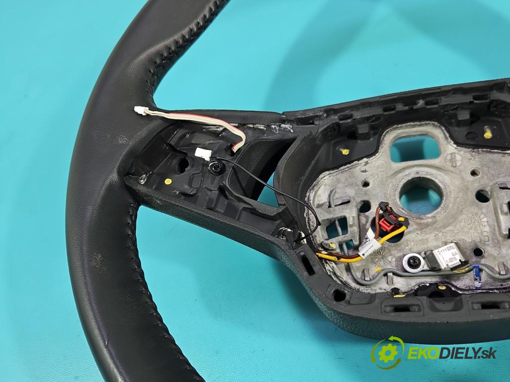 Skoda Superb III 2015-2024 2.0 tdi 150 HP automatic 110 kW 1968 cm3 5- volant  (Volant)