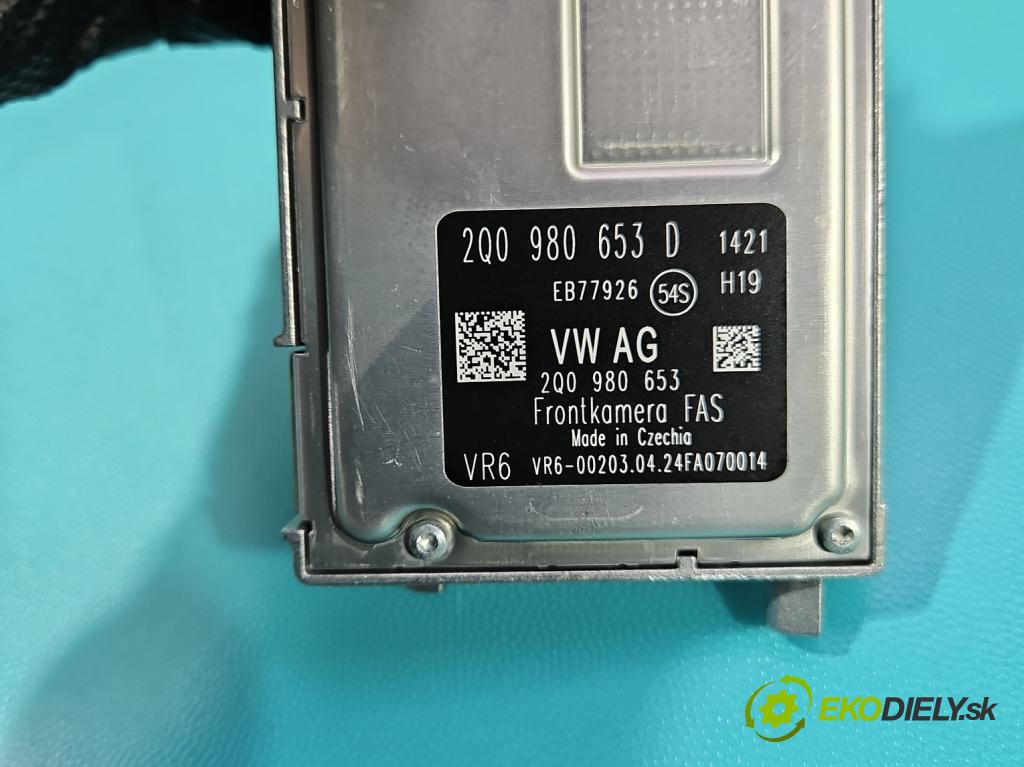 Skoda Superb III 2015-2024 2.0 tdi 150 hp automatic 110 kW 1968 cm3 5- Kamera přední 2Q0980653D