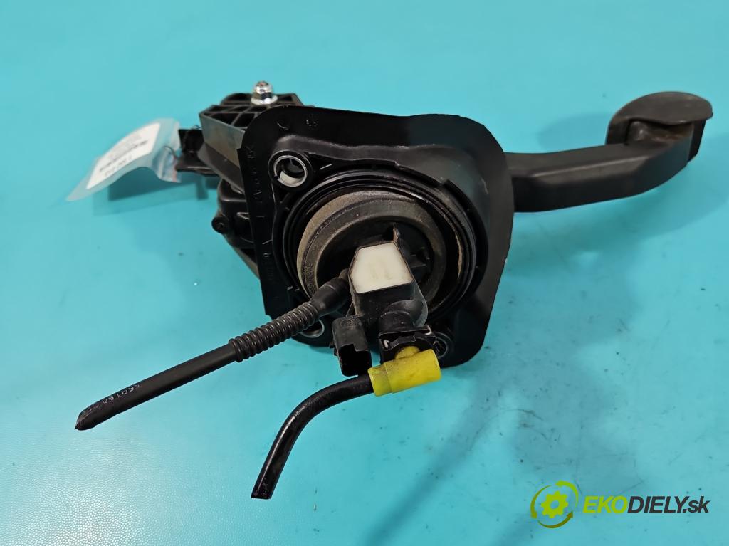 Peugeot 308 II 2013-2021 1.2 12V 110 HP manual 81 kW 1199 cm3 5- pedále ostatné 9676728880