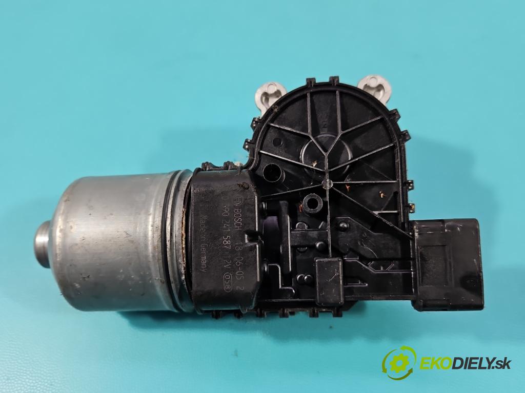 Peugeot 308 II 2013-2021 1.2 12V 110 hp manual 81 kW 1199 cm3 5- motor stěračů přední 0390241587