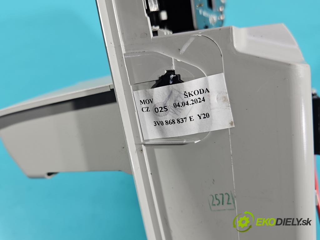 Skoda Superb III 2015-2024 2.0 tdi 150 HP automatic 110 kW 1968 cm3 5- svetlo / reflektor interiéra 5Q0951172A