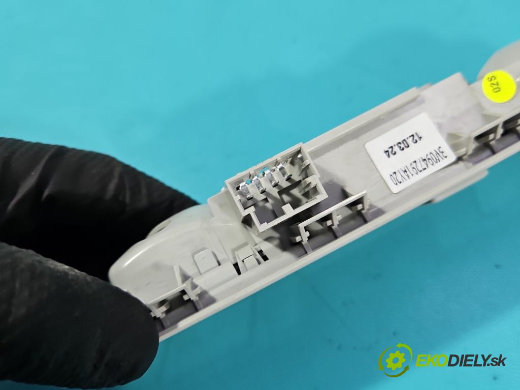 Skoda Superb III 2015-2024 2.0 tdi 150 HP automatic 110 kW 1968 cm3 5- svetlo / reflektor interiéra 3V0947291