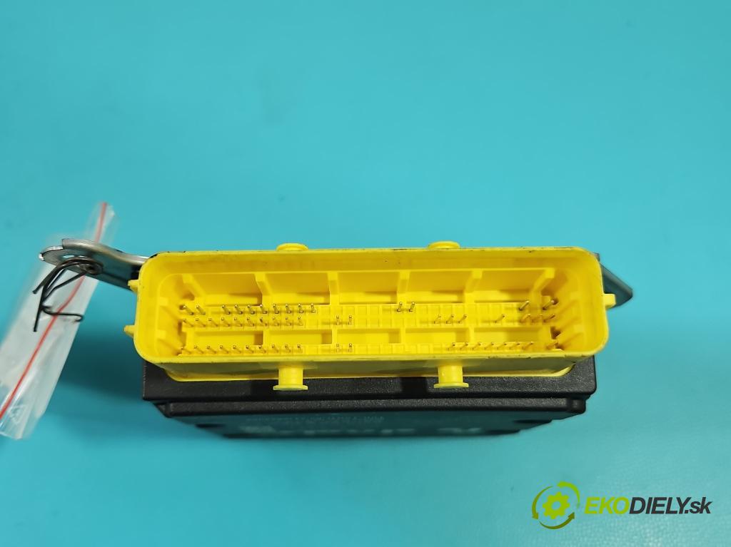 Skoda Superb III 2015-2024 2.0 tdi 150 HP automatic 110 kW 1968 cm3 5- riadiaca jednotka vankúše: 5Q0959655CF