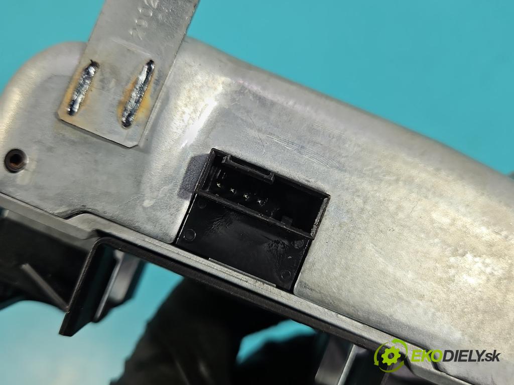 Skoda Superb III 2015-2024 2.0 tdi 150 HP automatic 110 kW 1968 cm3 5- Blokáda: řízení: 2Q0905861B (Riadenie ostatné)