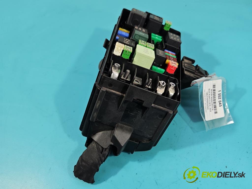 Skoda Superb III 2015-2024 2.0 tdi 150 hp automatic 110 kW 1968 cm3 5- skříňka pojistková 5Q0907361D (Pojistková skříňka)